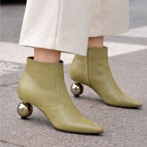 NWT Zara Sculptural Metallic Orb Heel Leather Ankle Boots - Pistachio, 8